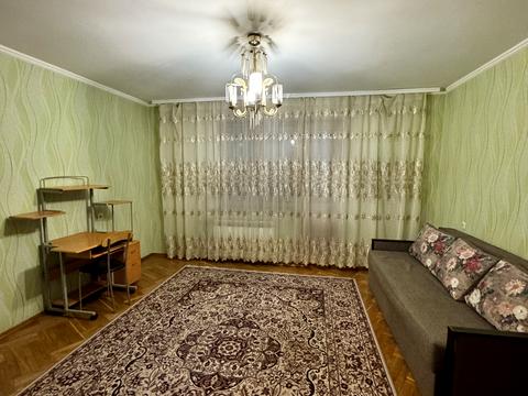 квартира за адресою Автозаводська вул., 7