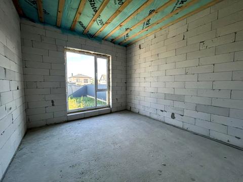 дом по адресу Евгения Плужника ул.