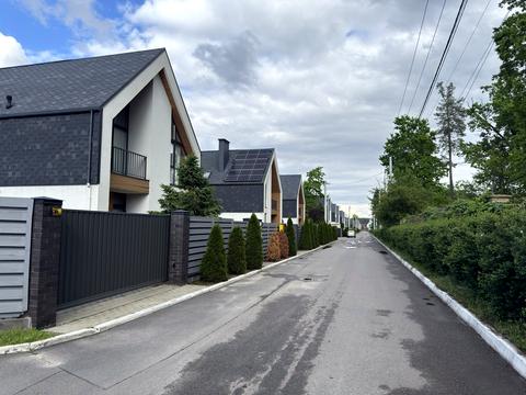 участок по адресу Тиха, 15