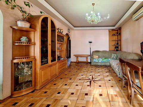 квартира за адресою Науки просп. (Леніна), 50а