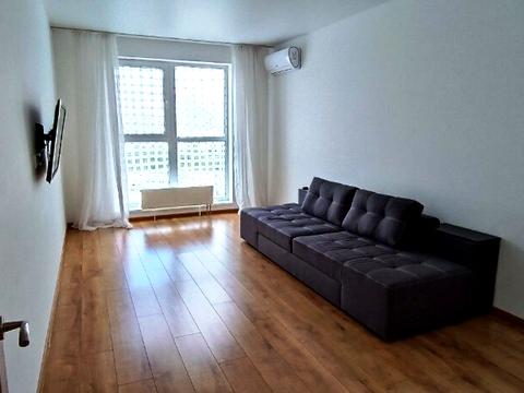 квартира за адресою Ревуцького вул., 40-Г