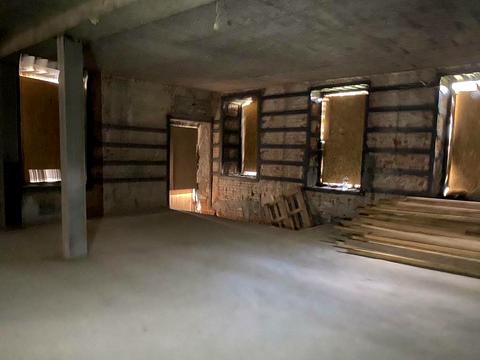 комерційна за адресою Науки просп. (Гагаріна), 27