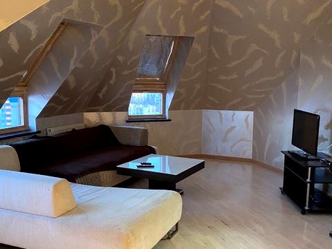 квартира за адресою Середньофонтанська вул., 19б