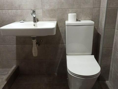 будинок за адресою Вишнева, 1