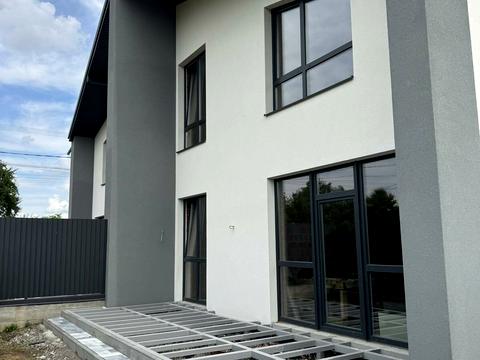 дом по адресу Степана Бандеры ул.