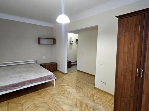 квартира за адресою Олеся Гончара вул., 65-А