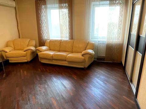 квартира за адресою Голосіївський просп. (40-річчя Жовтня), 27