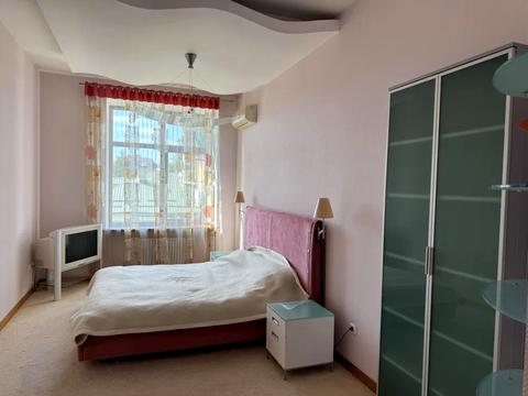 квартира по адресу Вице-адмирала Азарова ул. (Вице-адмирала Азарова), 13А