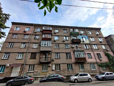 квартира за адресою Почайнинська вул., 44