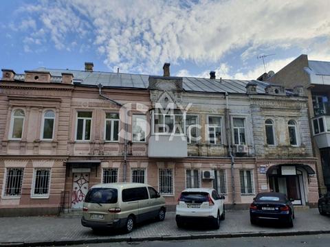 комерційна за адресою Спаська вул., 22