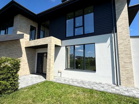 будинок за адресою Лугова вул.