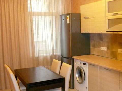 квартира за адресою Анни Ахматової вул., 22