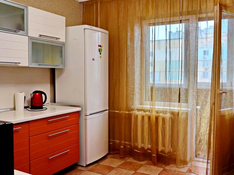 квартира за адресою Лариси Руденко вул., 21