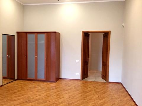 коммерческая по адресу Шота Руставели ул., 40/10