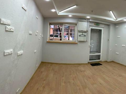 комерційна за адресою Потебні вул., 5