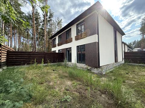 будинок за адресою Патріотів