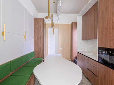 комерційна за адресою Берестейський просп. (Перемоги), 42а