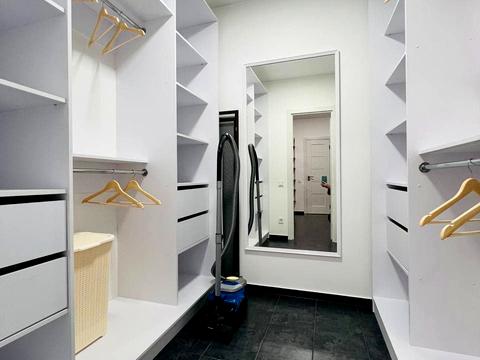 квартира по адресу Героев Днепра ул., 4