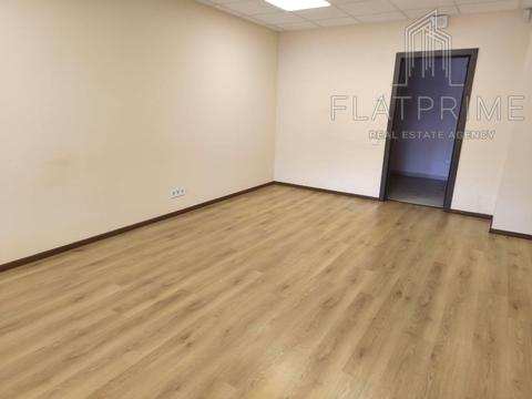 коммерческая по адресу майдан Незалежності пл., 2-А
