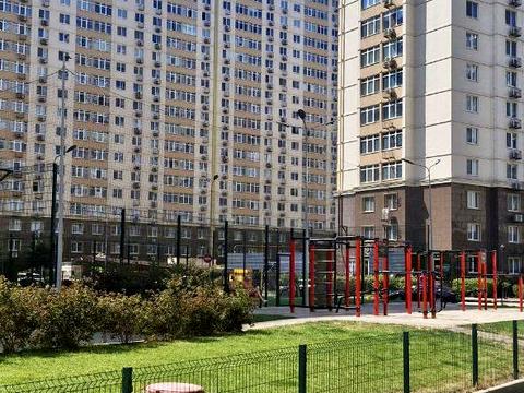 квартира за адресою Перлинна вул., 37