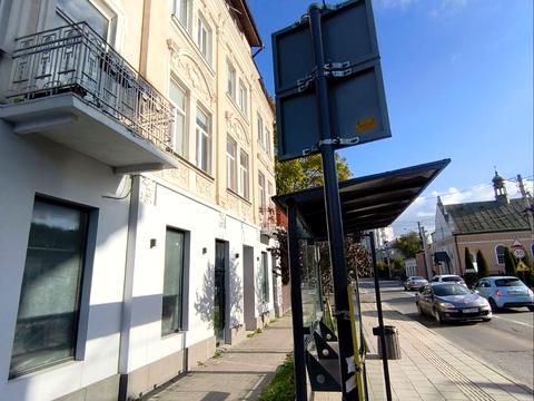 комерційна за адресою Варшавська вул., 46