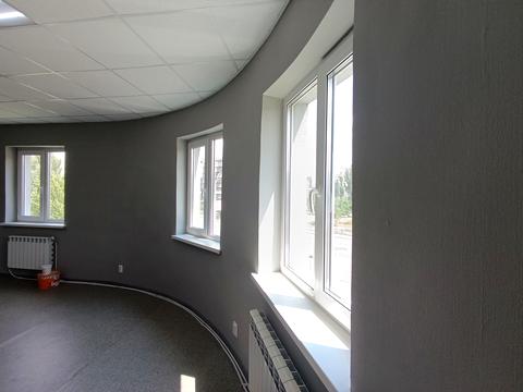 комерційна за адресою Левка Лук'яненка вул. (Маршала Тимошенка), 9