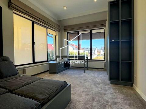 дом по адресу Бандери