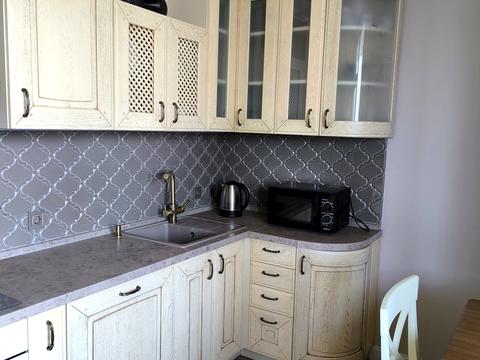 квартира за адресою Рея Бредбері вул., 2