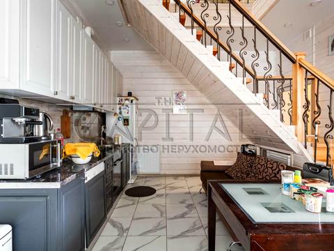 дом по адресу 1-ша Дамбова ул.