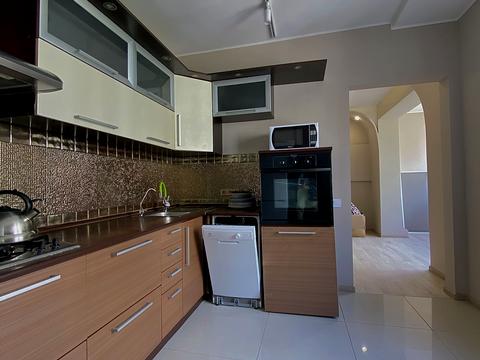 квартира за адресою Квартальна вул., 3