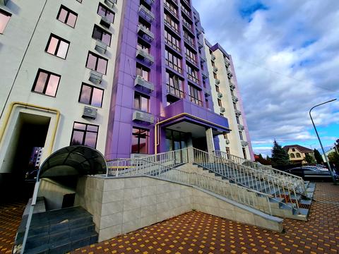 комерційна за адресою Садова вул., 1-В к1