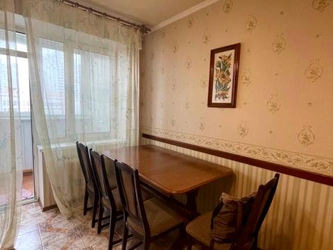 квартира по адресу Миколы Бажана просп., 12