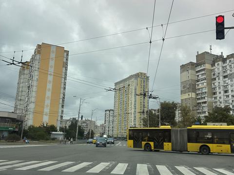 комерційна за адресою Радунська вул., 3