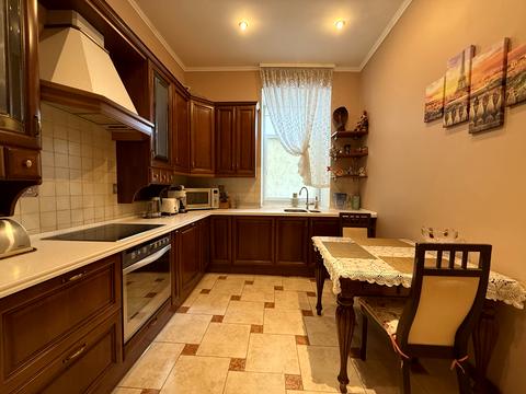квартира за адресою Предславинська вул., 24