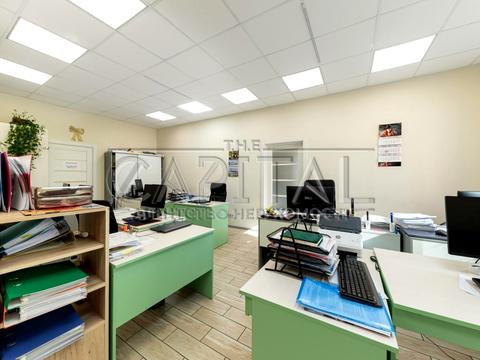 коммерческая по адресу Андрея Верхогляда ул. (Михайла Драгомирова), 15