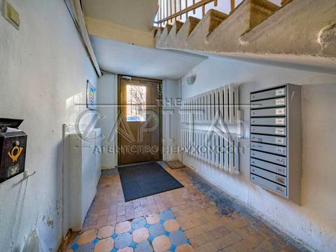 комерційна за адресою Липська вул., 9-Б