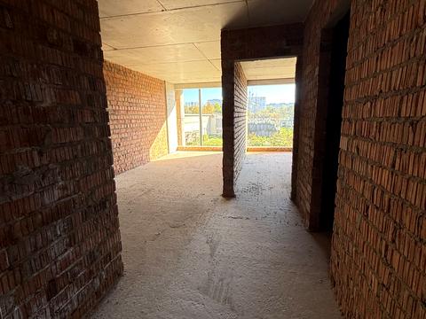 комерційна за адресою Трускавецька вул., 2