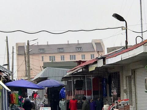 комерційна за адресою Химиков, 35