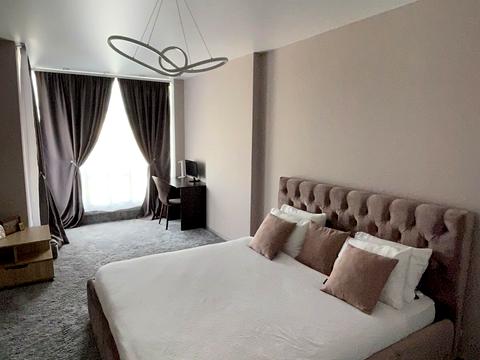 квартира за адресою Дніпровська набережна вул., 1-А