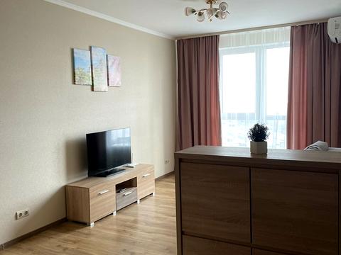 квартира по адресу Ревуцкого ул., 40-В