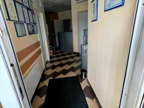 комерційна за адресою Петра Григоренка просп., 13-Б