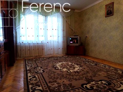квартира за адресою Євгена Патона вул., 2
