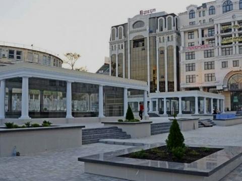 комерційна за адресою Грецька пл., 1а