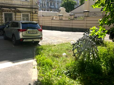 коммерческая по адресу Тараса Шевченко бульв., 9/28