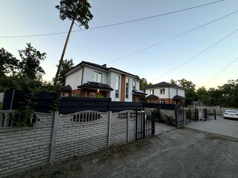 будинок за адресою Яснополянська вул., 18