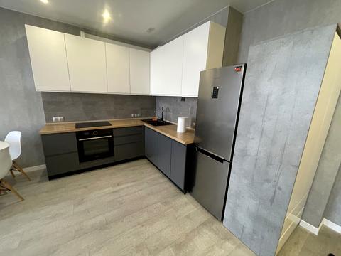 квартира за адресою Сім'ї Кульженків вул. (Петра Дегтяренка), 31-Б