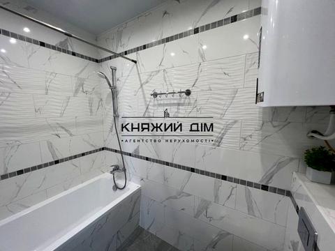 квартира за адресою Київ, Зарічна вул., 2