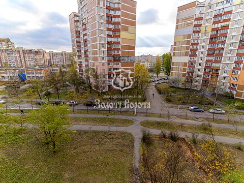 квартира за адресою Володимира Висоцького бульв., 6