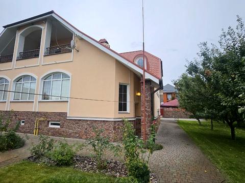 будинок за адресою Яблунева, 33