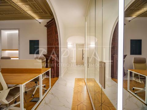 комерційна за адресою Шота Руставелі вул., 22